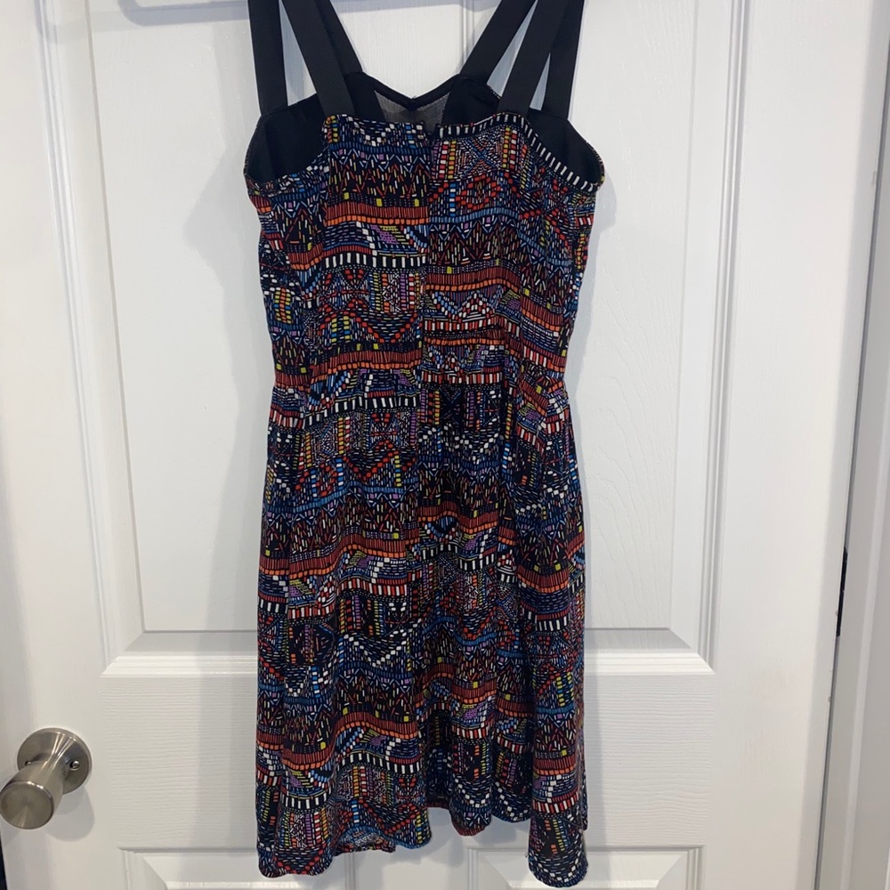 Dress - Picture 8 of 8